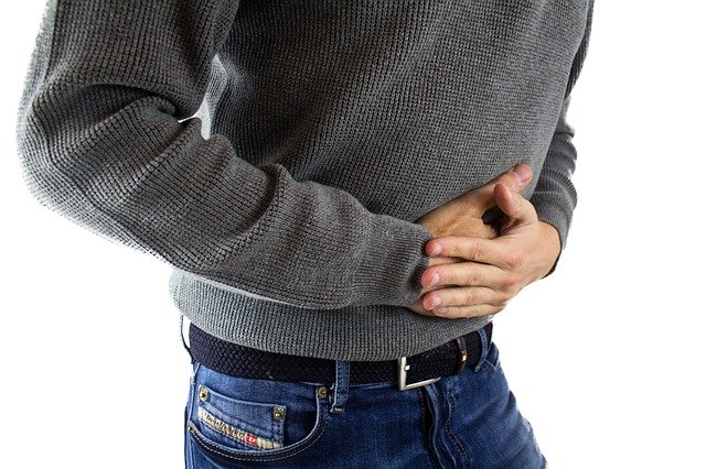 An welchen Symptomen erkennt man eine Magenschleimhautentzündung?